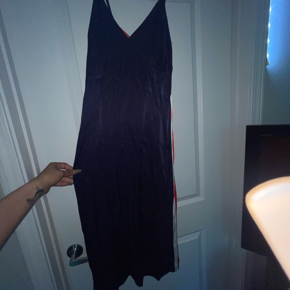 Womens Dress shin length